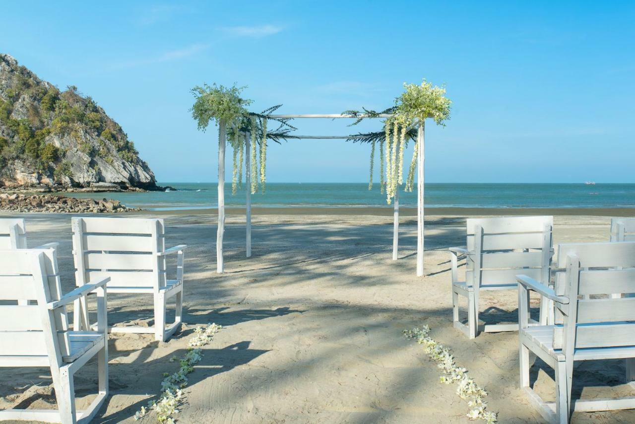 La Isla Pranburi Beach Resort Sam Roi Yot Eksteriør billede